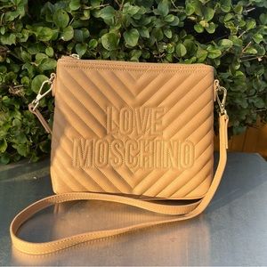 Love Moschino Crossbody Bag🤎
